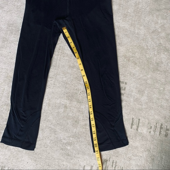 Lululemon Chase Me Crop *Flawed* - 6 - Picture 10 of 14